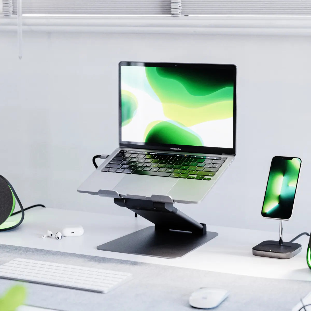 elite-plus-adjustable-laptop-riser6